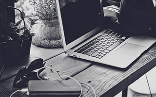 世俱杯官网-【战术揭秘】马克·塞尔比：防守宽度与深度结合的绝技，马克塞尔比历史地位