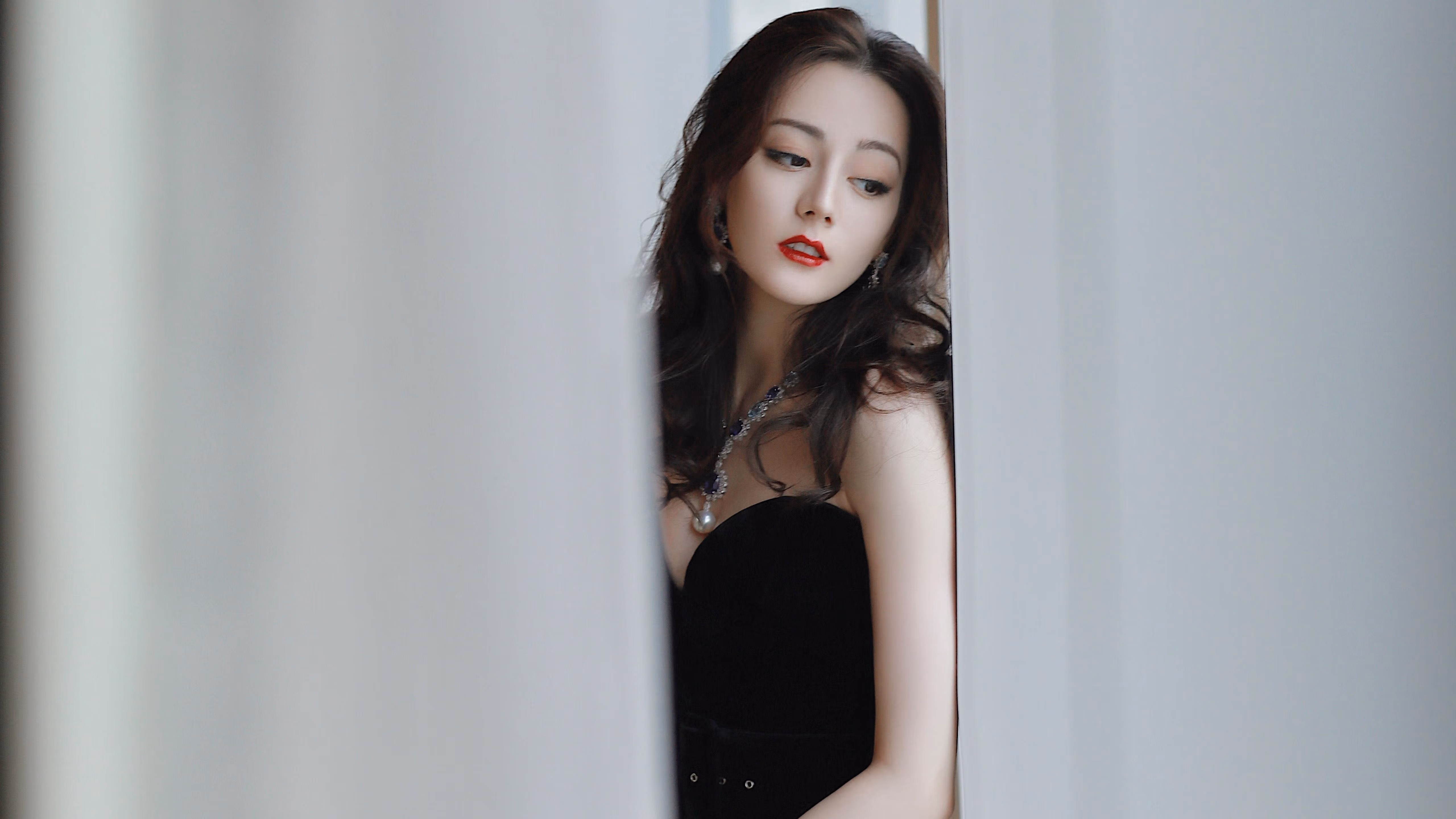 FIFA Club World Cup-【世界冠军】丁俊晖与奥沙利文的比赛策略对比分析，丁俊晖和奥沙利文的比赛结果