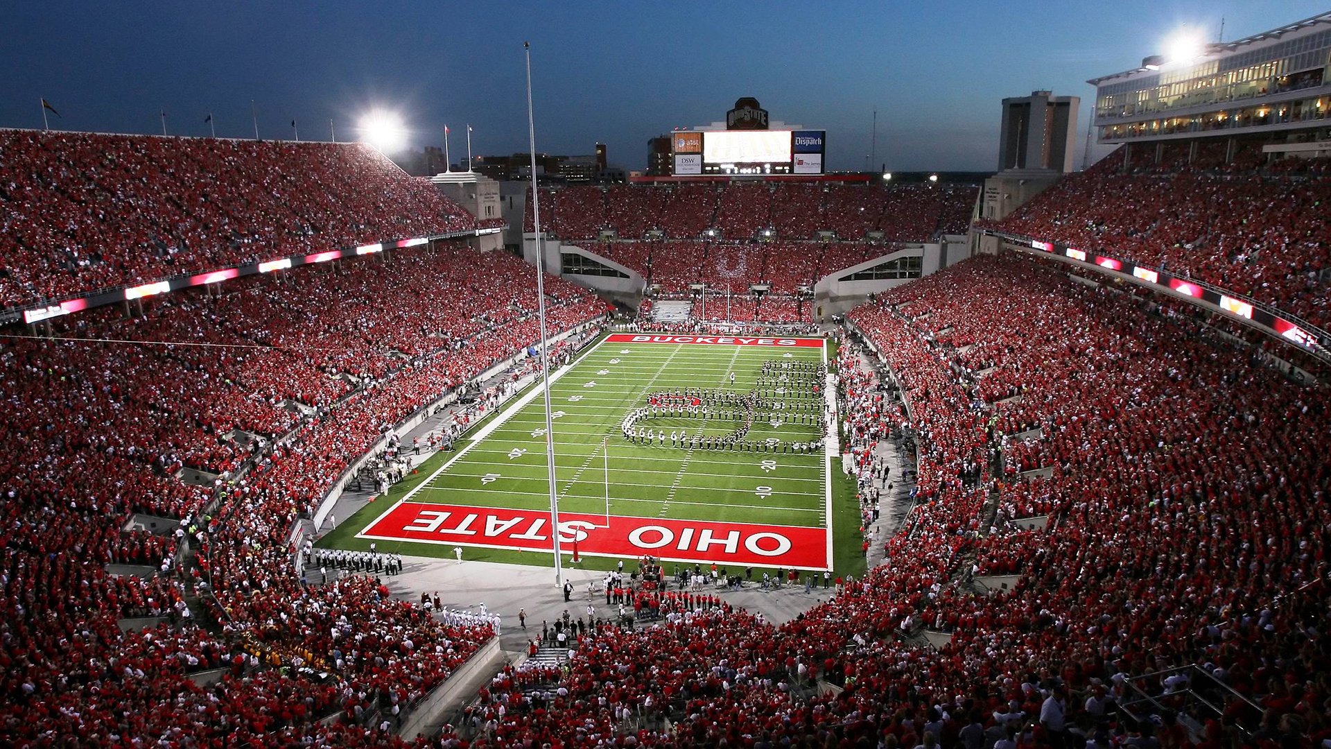 花式轮滑交流赛，青春在轮转中飞扬，花式轮滑表演