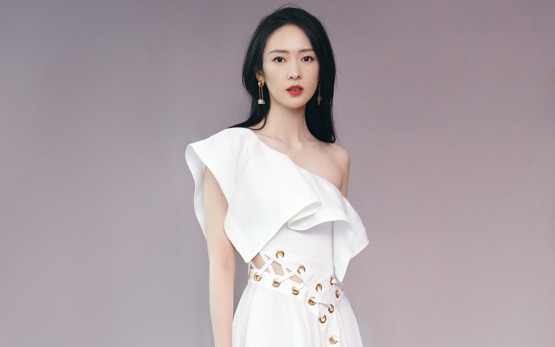 切尔西女足参加慈善比赛公益活动，切尔西女足队员名单