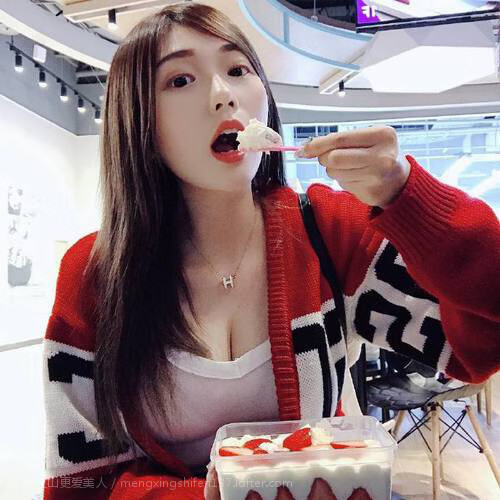 足球世界俱乐部杯直播-尼姆客场战胜圣图尔登，斩获三分，尼姆主场球衣